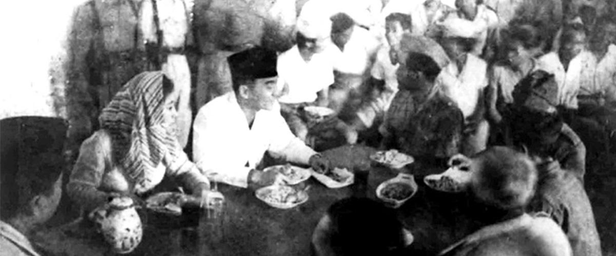  Sukarno dan Gerakan Makan Jagung