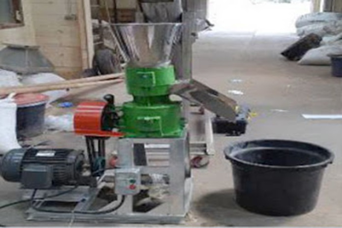 Mesin Pencetak Pakan Ternak Bentuk Crumble Besutan Balibangtan