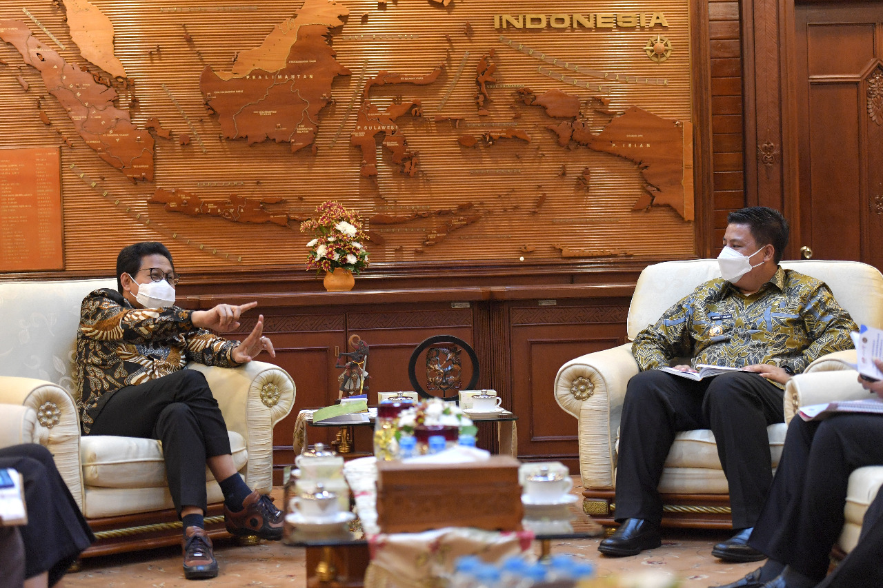 Punya 45 Desa Wisata, Mendes PDTT Bantu Pembangunan Samosir lewat Dua Pola