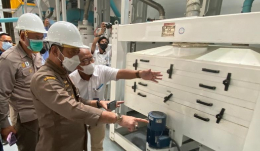  Masyarakat Diimbau Konsumsi Beras Premium Berkualitas Produksi Bulog