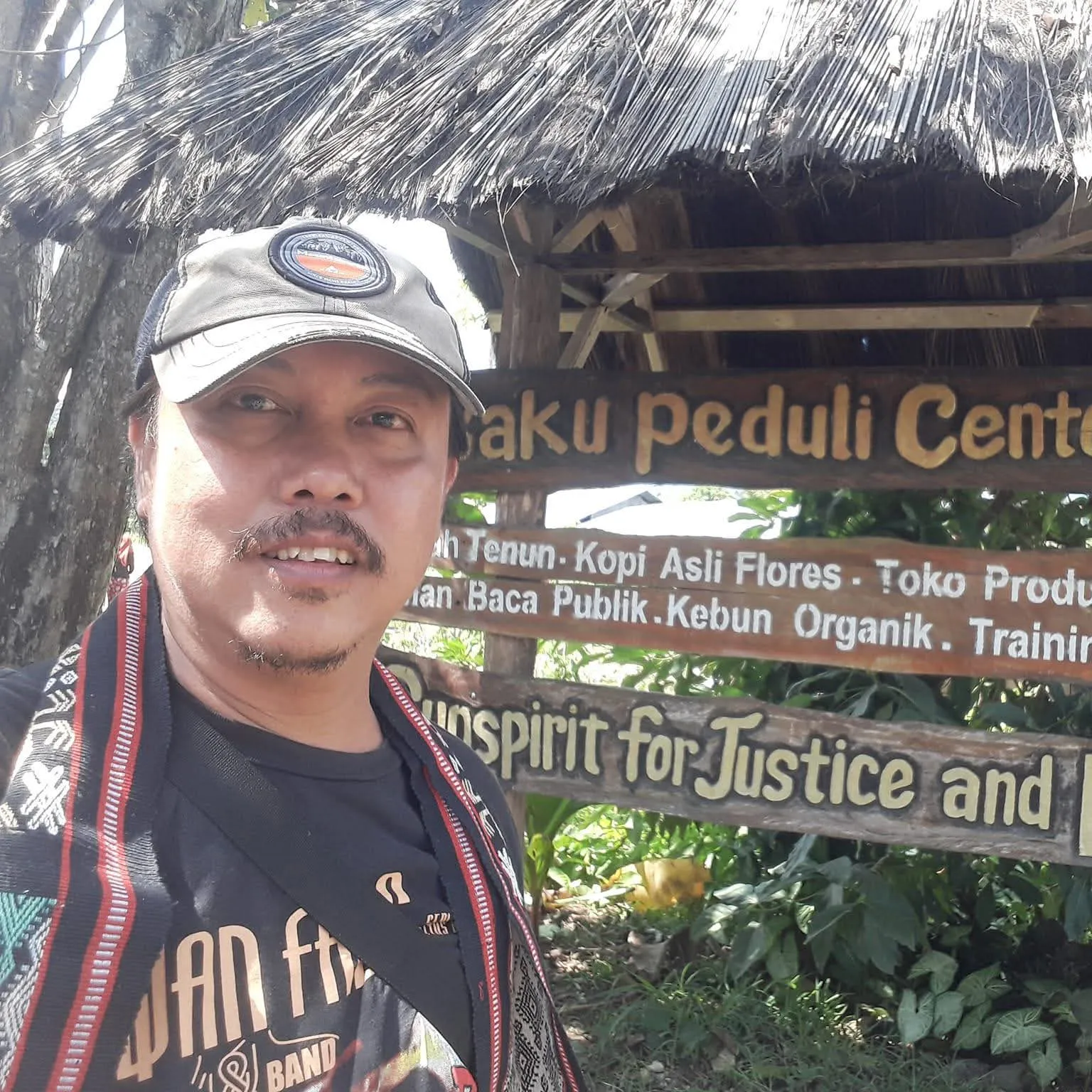 Menulis: Bekerja dengan Keabadian 