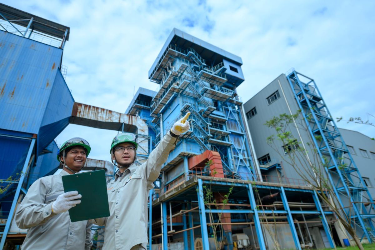 Aktivitas_BUMN_Holding_industri_pertambangan_MIND_ID_(foto_Antara-Ist).jpg