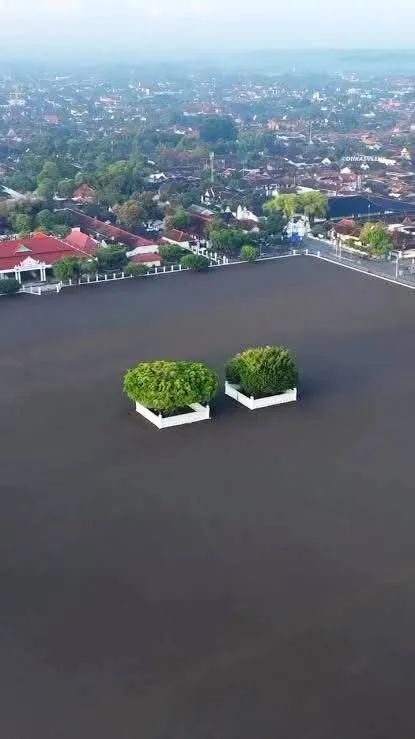 PASIR YANG MEMBAKAR