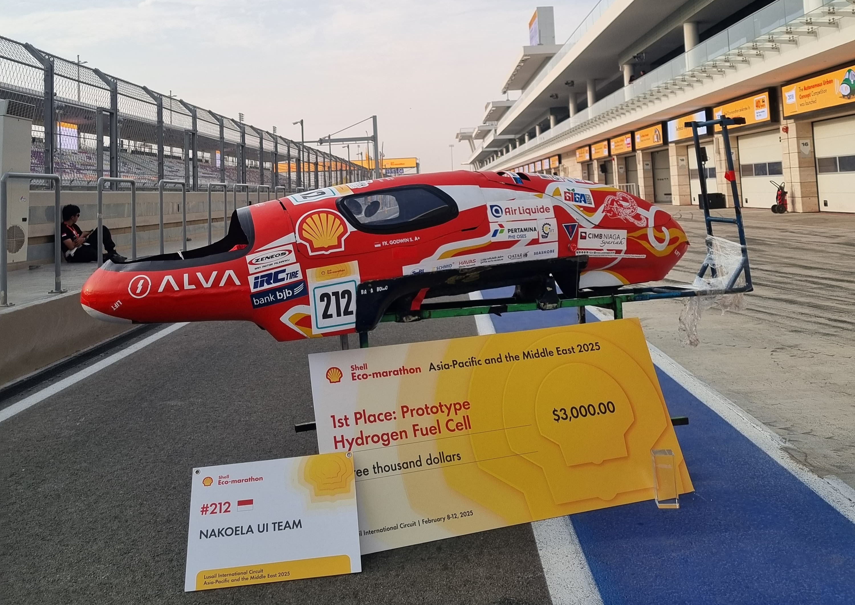 Mahasiswa Universitas Indonesia Raih Penghargaan Prototype Hydrogen Fuel Cell di Qatar