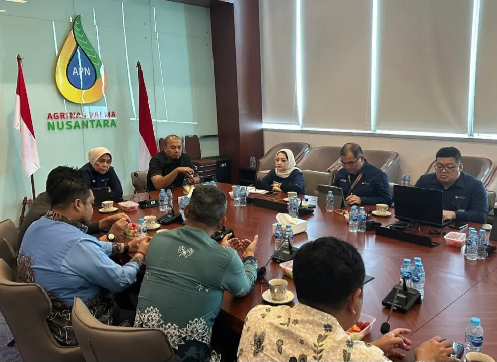 Kunjungi Agrinas Palma Nusantara, Bupati Inhu Berharap Masyarakat Desa Dilibatkan Kelola Kebun