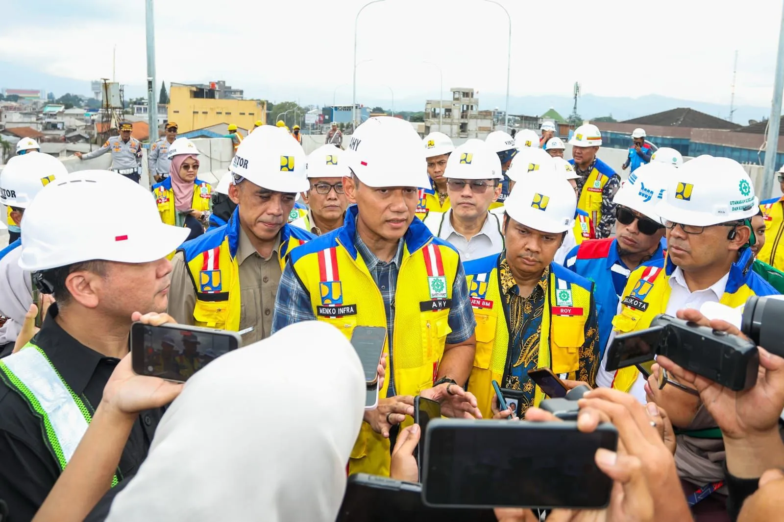AHY: 1.151 KM Jalan Daerah yang Diresmikan Presiden Perkuat Konektivitas dan Ketahanan Nasional