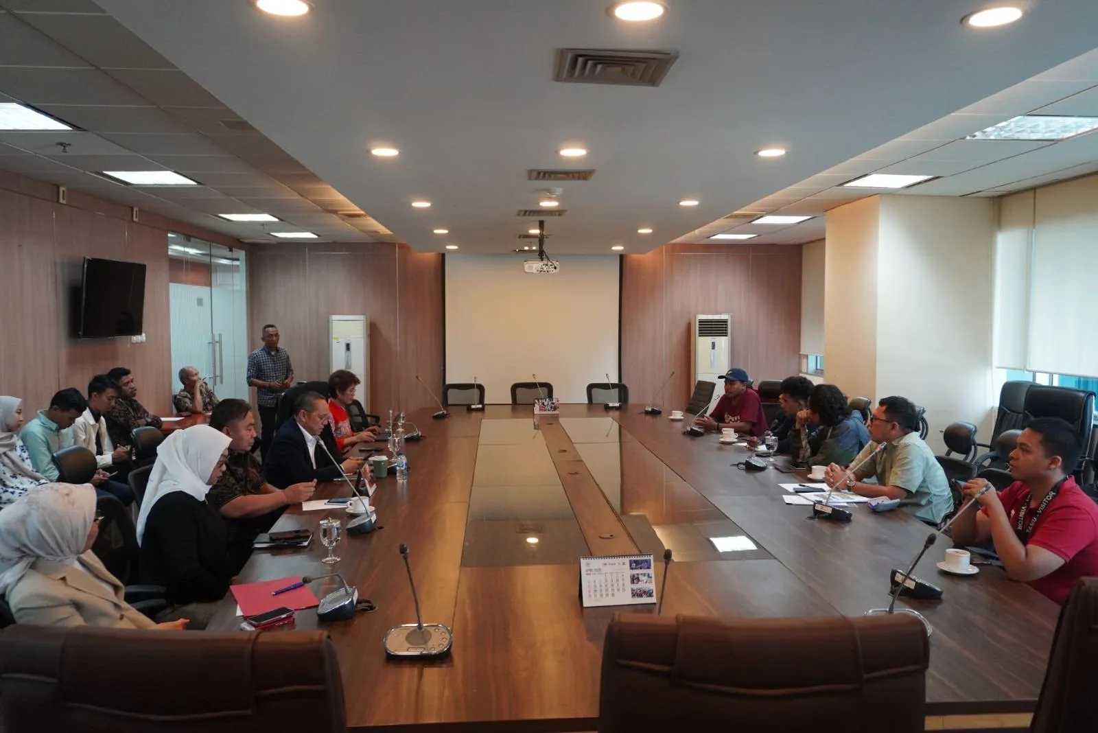 Berita Terkini: Kriminalisasi Petani Pino Raya: Korban Penembakan Jadi Tersangka, DPR Siapkan RDPU