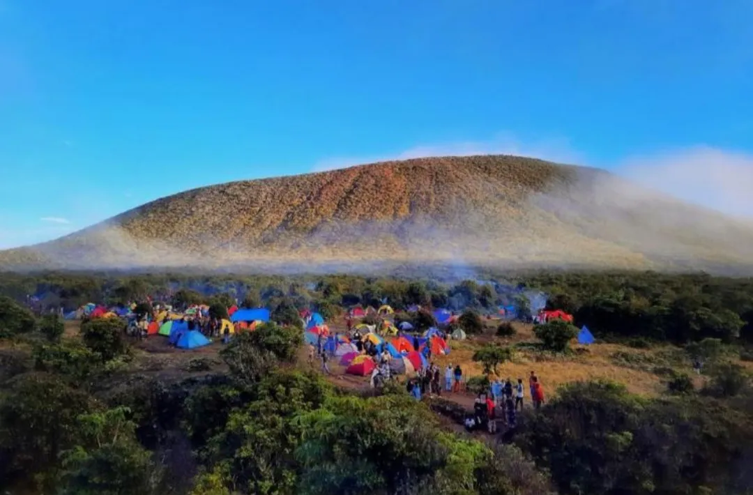 Mencumbu Keindahan Panorama Alam Gunung Dempo, Pagaralam, Sumatera Selatan