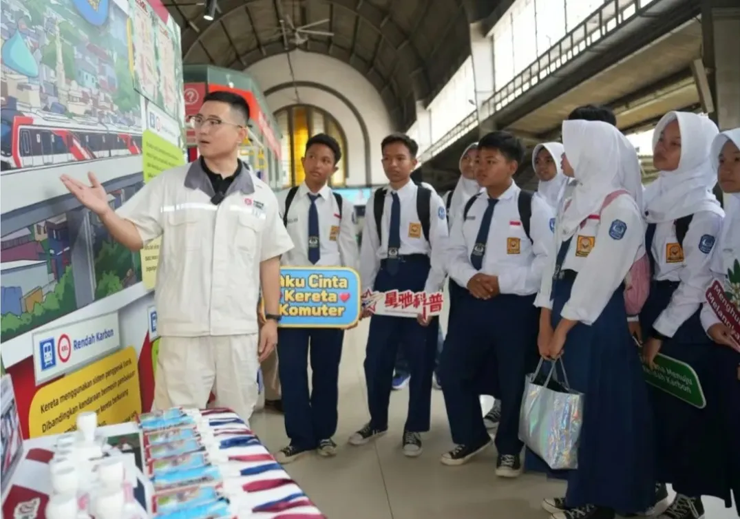 Berita Terkini: Satu Jalur, Sejuta Cerita: Merayakan Kisah-Kisah Jalur Komuter Indonesia