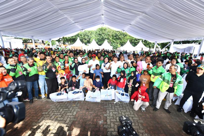 Seribu_Senyum_Anak_Indonesia_dari_Seribu_Seragam_Sekolah_Bersama_Pertamina-2(1).jpg