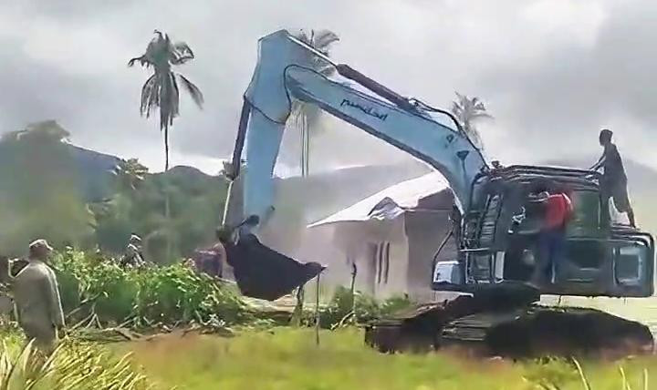 Hentikan Penggusuran Wilayah Adat Nanghale dan Operasi Ilegal PT Krisrama