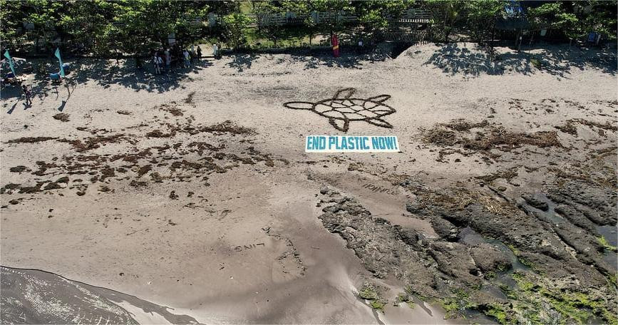 Pesan Berani untuk Para Pemimpin Dunia: Akhiri Plastik Sekarang Juga!