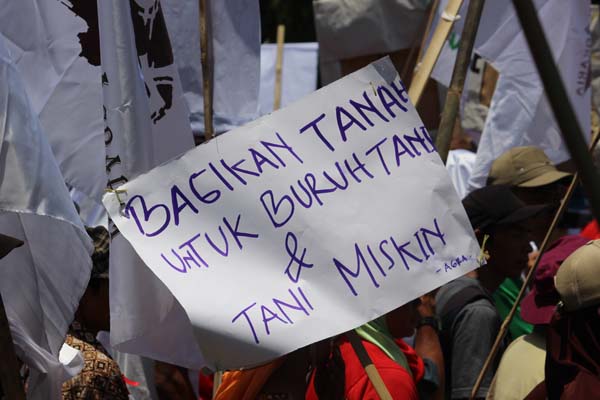 Seribuan Keluarga Petani di Jawa Barat Peroleh Hak Kelola Hutan