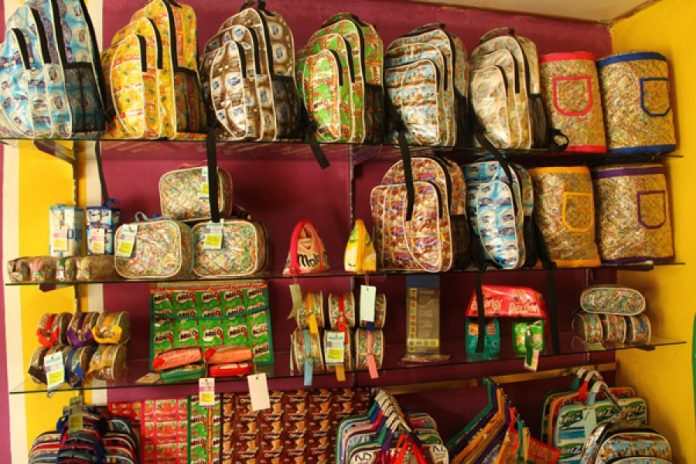 Salut! Warga Desa Ini Berhasil Olah Sampah Jadi Sumber Ekonomi 