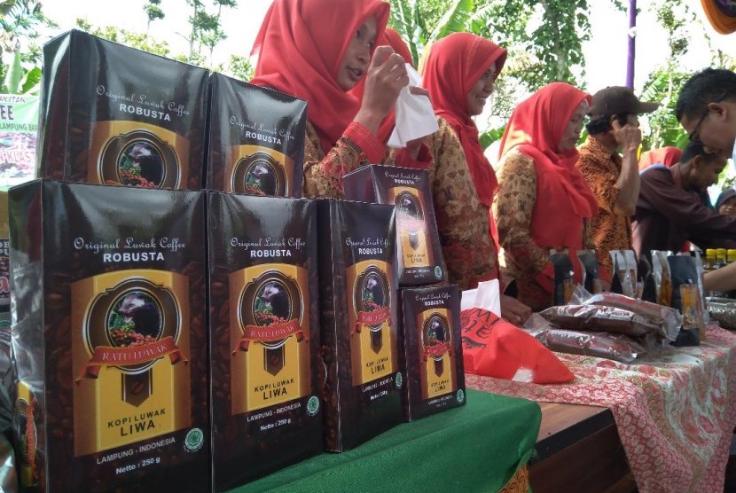 Lampung Barat Ingin Kembangkan Agrowisata Kampung Kopi 