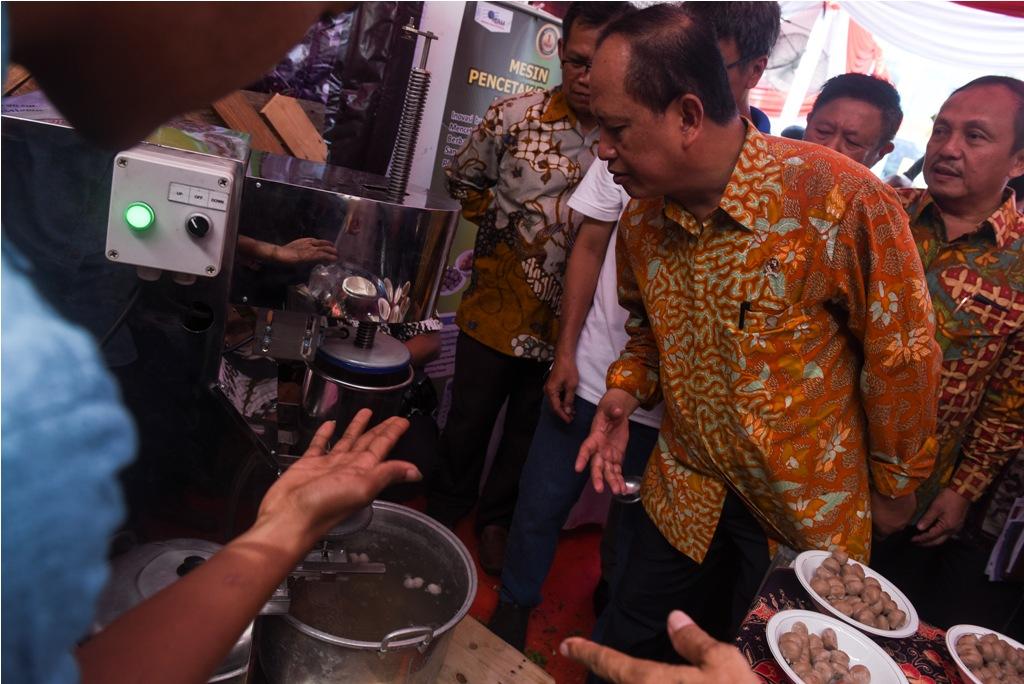 Kampus Harus Jadi Penggerak Percepatan Pembangunan Desa